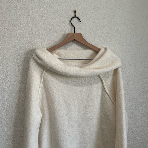 Free People Echo Beach Pullover Sweater Small Cowl Neck Pullover Casual Boho - Picture 3 of 10